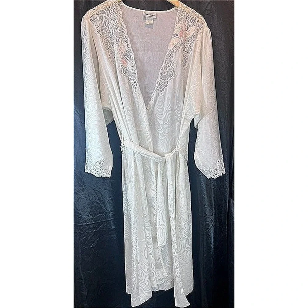 VTG Natori White Satin Jacquard Robe L Lace Embroider Butterfly Bridal Coquette